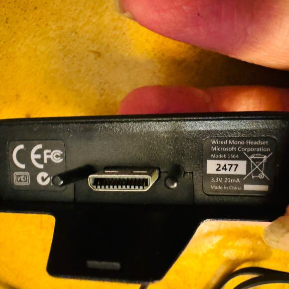 Microsoft XBOX ONE Wired Chat Headset Microphone OEM Model 1564 - Picture 2 of 3